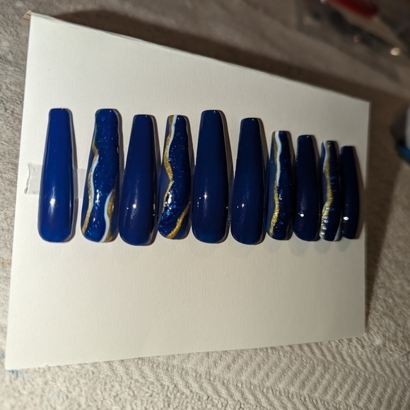 ROYAL BLUE XXL COFFIN PRESET SIZE MEDIUM- Luxury Press On Nail Set - Picture 8 of 10